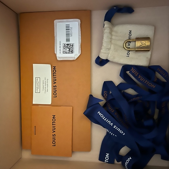 SOLD LOUIS Vuitton Alma BB - Picture 12 of 13